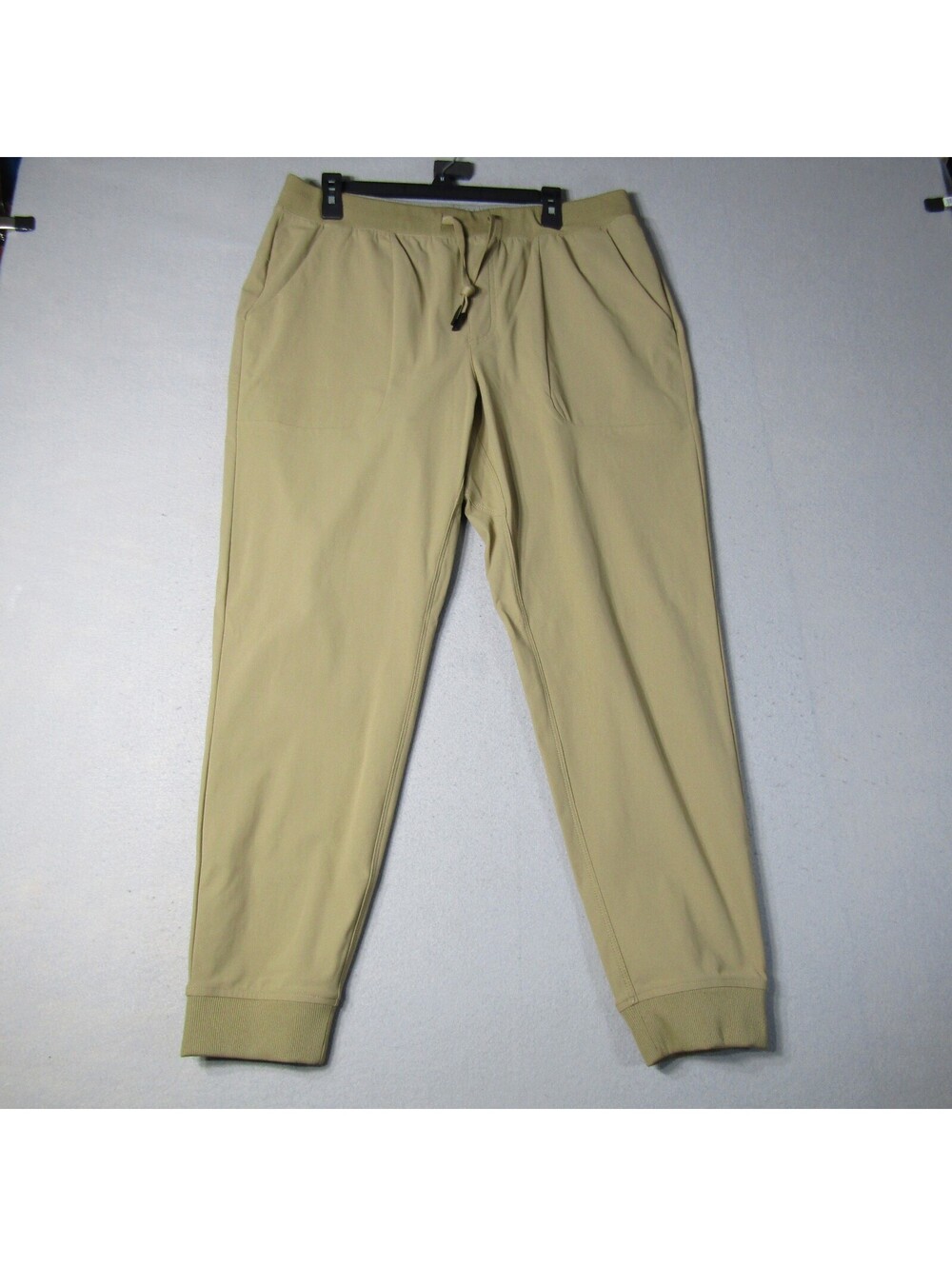 NWT VRST Limitless Jogger Athletic Men's L Warm Stone